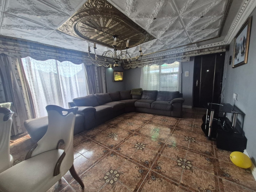 2 Bedroom Property for Sale in Motherwell Eastern Cape